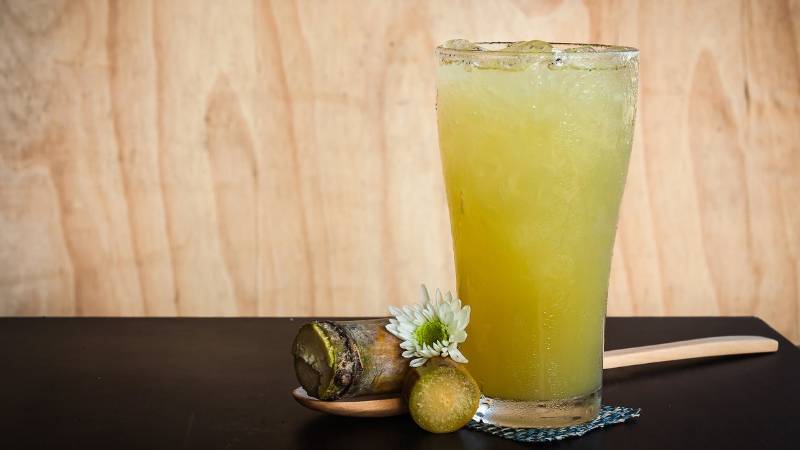 1 cốc nước mía bao nhiêu calo