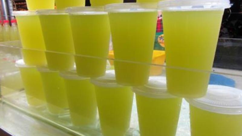 bán nước mía lít