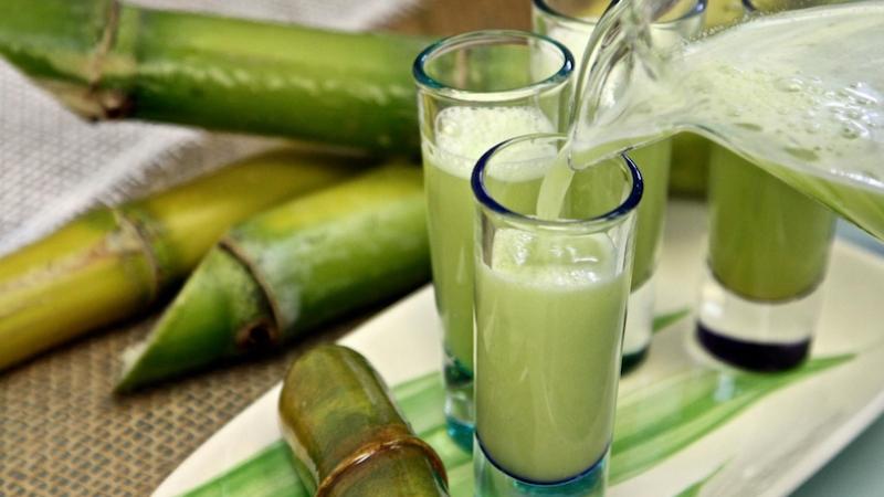cách ép nước mía tại nhà