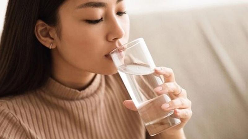 dư ối có nên uống nước mía