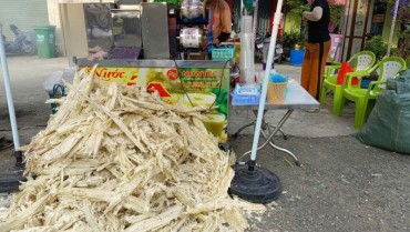 Máy Ép Nước Mía Giá Rẻ: Lựa Chọn Tối Ưu Cho Kinh Doanh và Gia Đình